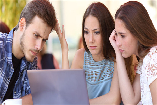 　　自選計劃為公開自動審核定向計劃的升遷版，若商家在升遷時店鋪中沒有設(shè)置公開自動審核的定向計劃，則自選計劃默認(rèn)為關(guān)閉狀態(tài)，需商家自行開啟推廣，淘寶客自選計劃有什么用?  　　一、自選計劃定義